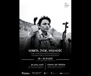 Plakat krakowskiej edycji wystawy Kobieta, Życie, Wolność (miniatura)